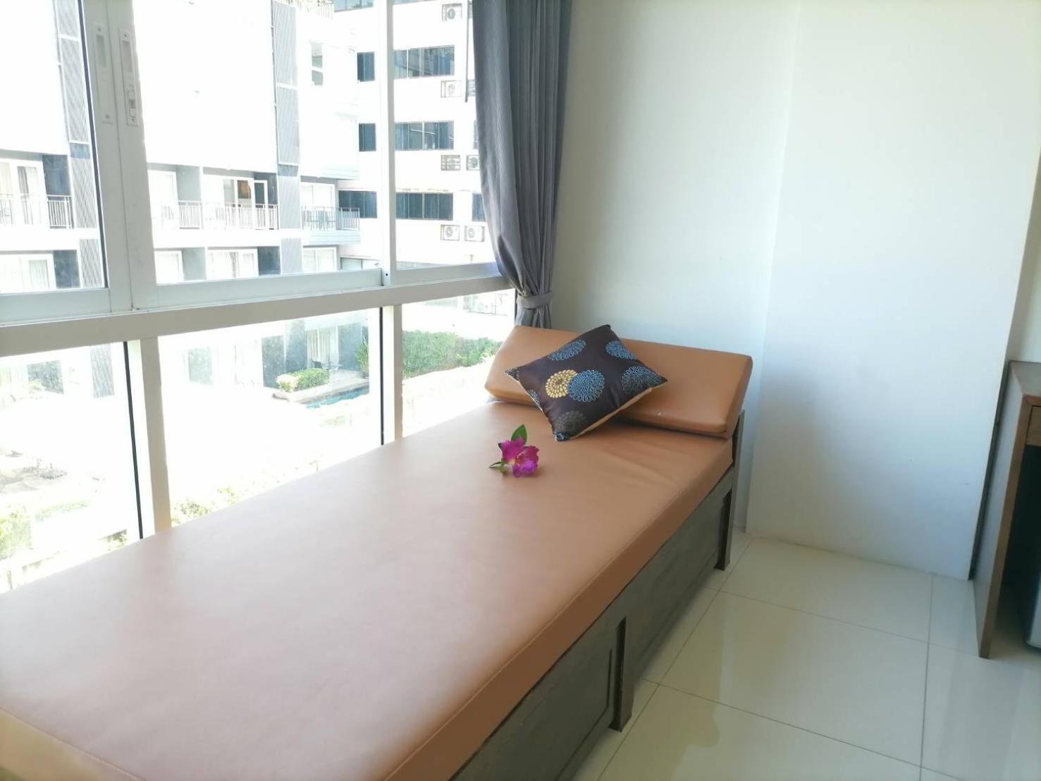 Nj Patong Hotel Luaran gambar